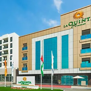 La Quinta By Wyndham Jumeirah Дубай