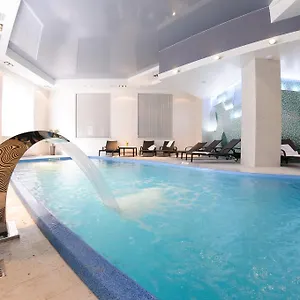 Taurus & 4* Lviv
