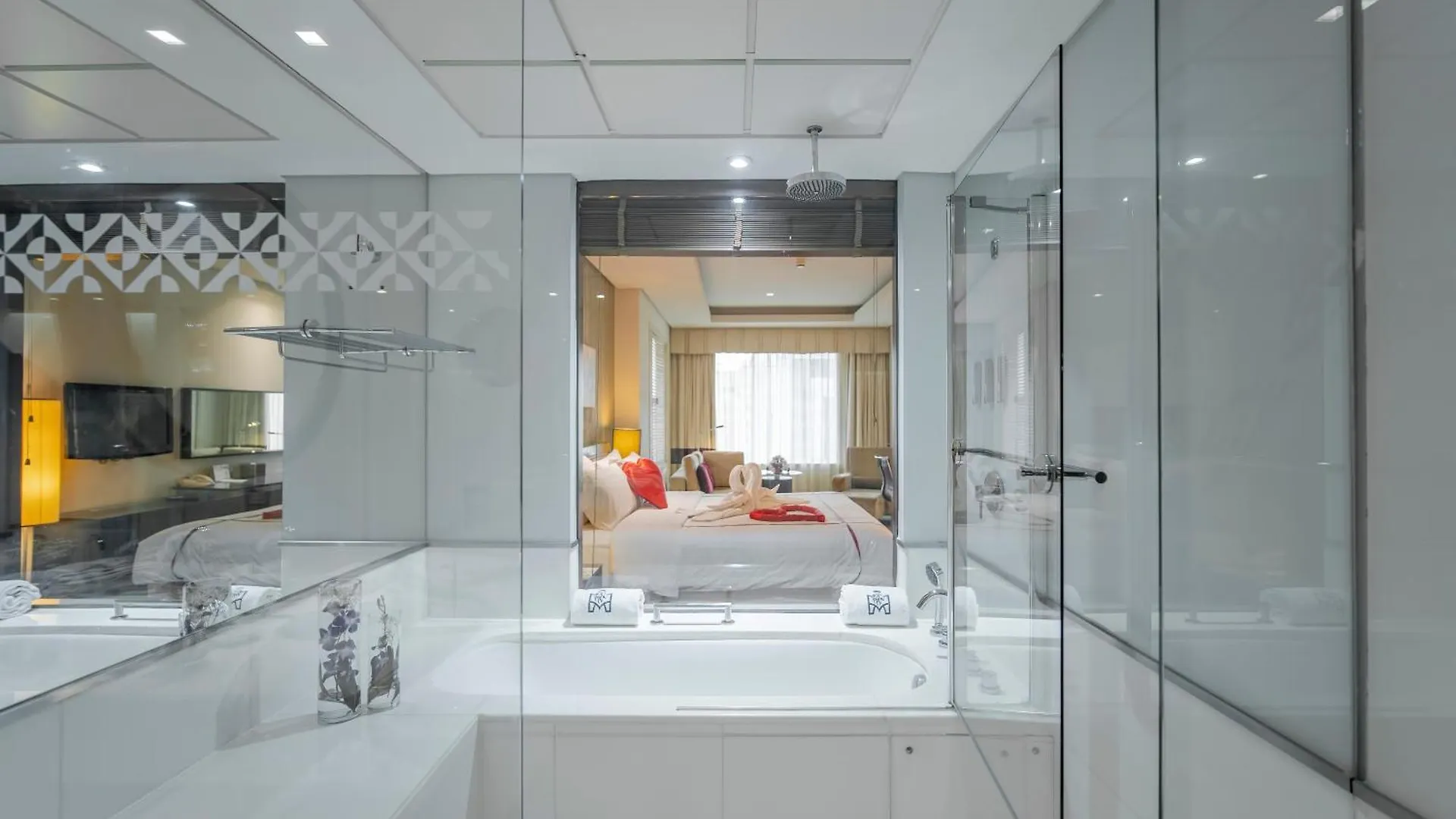 Majestic Premier Hotel Burdubai 4*, Dubai